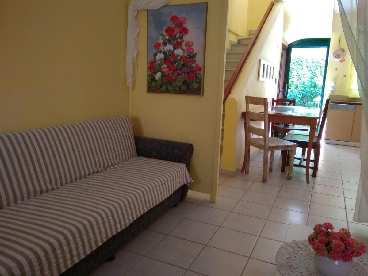 Villa Ladina Лигия Экстерьер фото